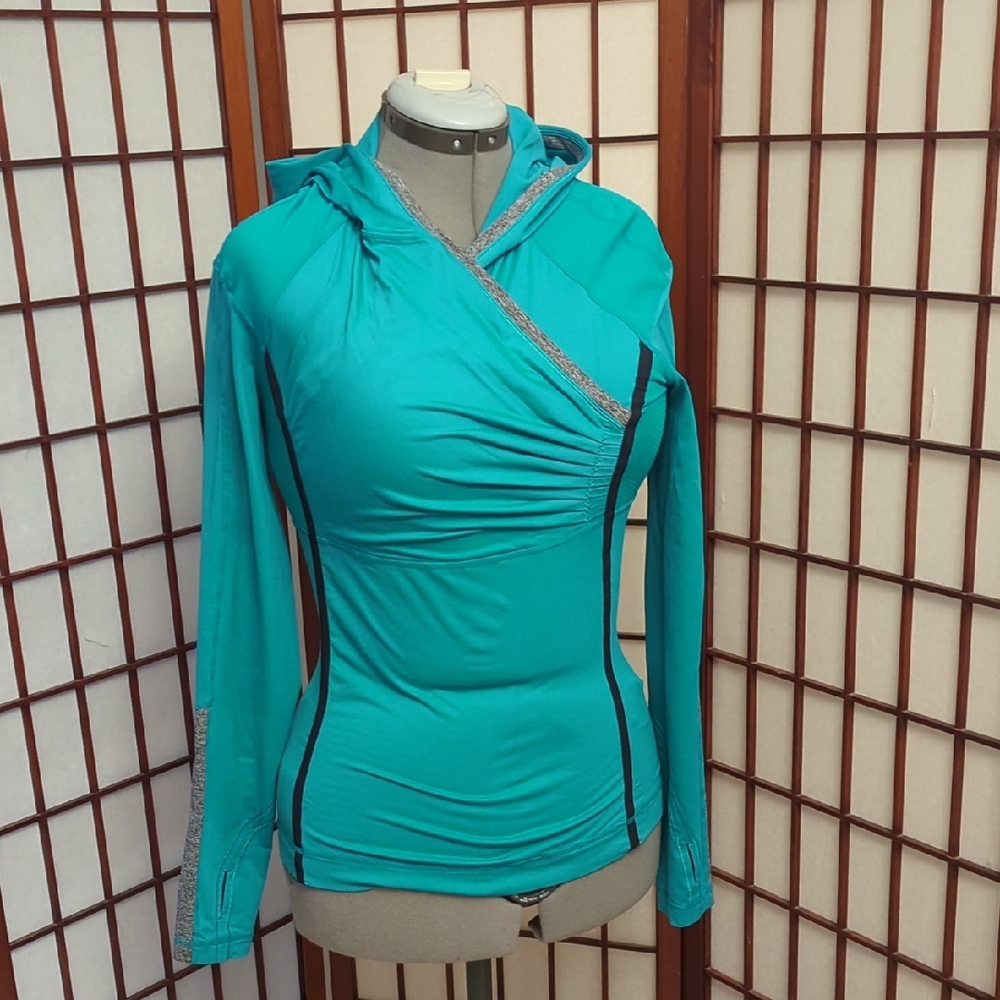 Lululemon Run For Your Life Long Sleeve Top